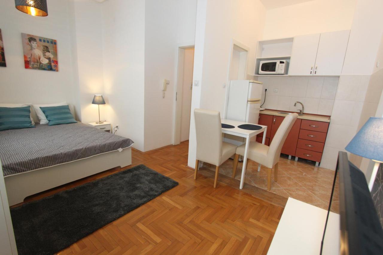 Apartment Bg Arena Belgrade Luaran gambar